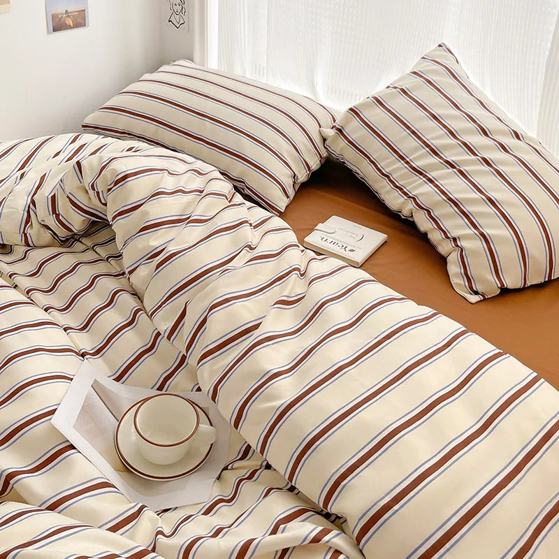 Red & Blue Striped 4 Piece Bedding Set – Soft Duvet Cover, Bed Sheet & Pillowcases